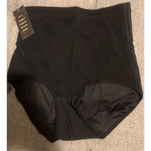 Hey Girl Shapewear Size Medium